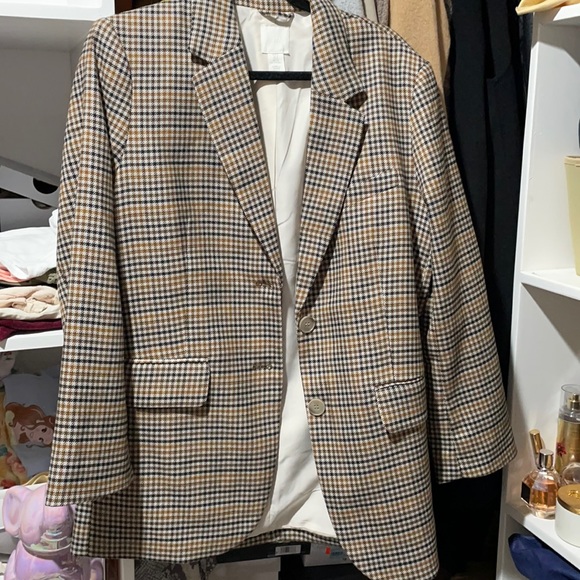 Brand new H&M Suit Jacket - Oversized Plaid Blazer